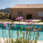 Appartement L'écrin Du Clocher Maison Piscine Jardin Wifi *