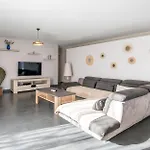 L'écrin Du Clocher Maison Piscine Jardin Wifi *