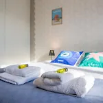 L'écrin Du Clocher Maison Piscine Jardin Wifi Appartement *