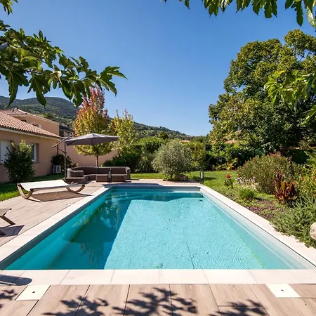 L'ecrin Du Clocher Maison Piscine Jardin Wifi *