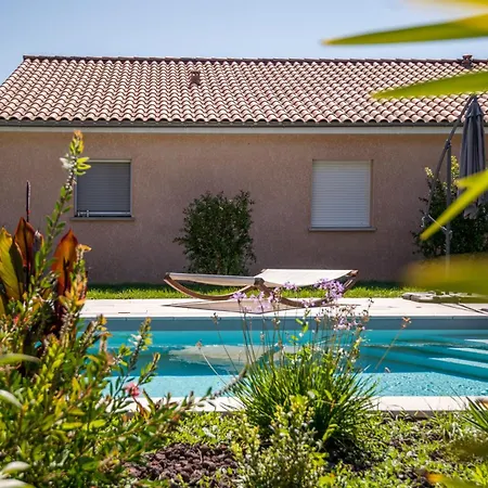 L'ecrin Du Clocher Maison Piscine Jardin Wifi Appartement