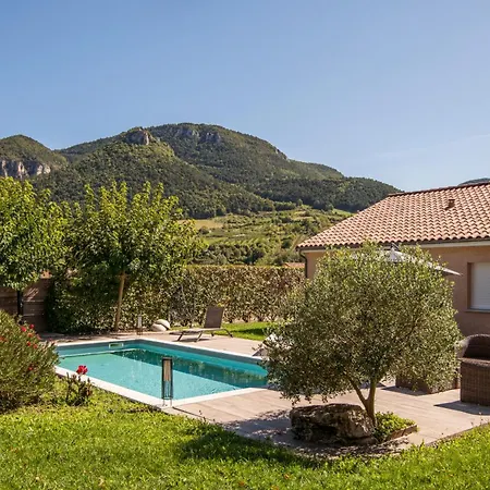 L'ecrin Du Clocher Maison Piscine Jardin Wifi