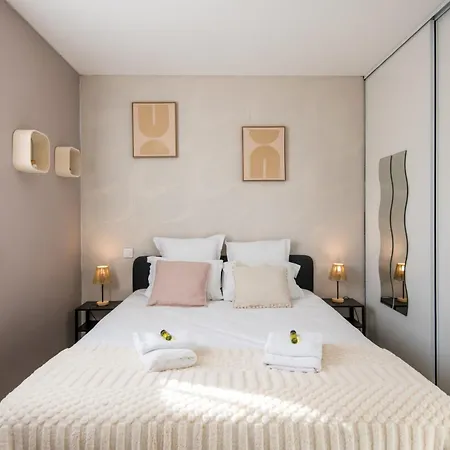 Apartament L'ecrin Du Clocher Maison Piscine Jardin Wifi