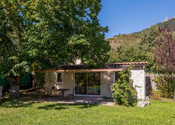 L'ecrin Du Clocher Maison Piscine Jardin Wifi * Rivière-sur-Tarn