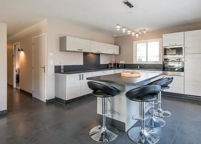 Appartement L'ecrin Du Clocher Maison Piscine Jardin Wifi