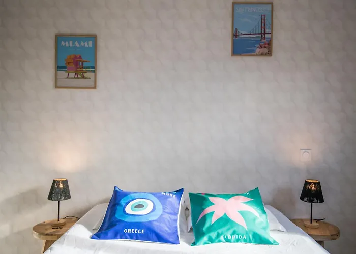 L'ecrin Du Clocher Maison Piscine Jardin Wifi