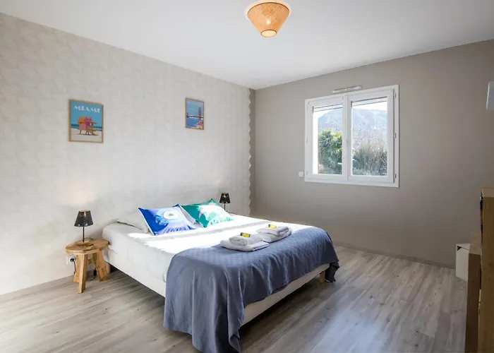 L'ecrin Du Clocher Maison Piscine Jardin Wifi Appartement