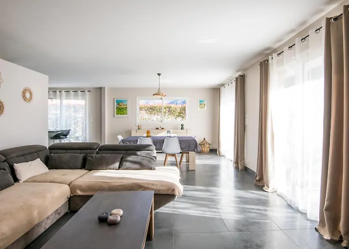 L'ecrin Du Clocher Maison Piscine Jardin Wifi Rivière-sur-Tarn